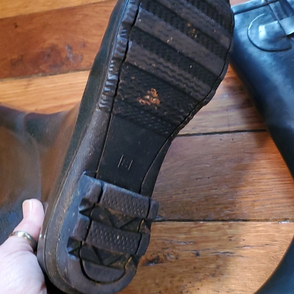 Rain boots - Picture 3 of 4